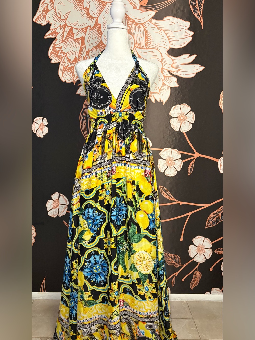 NWT Luxurious Italian Bright Yellow Halter Maxi Dress with Lemon & Floral Print - Picture 3 of 8